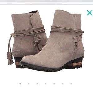 Sorel Farah Short boot